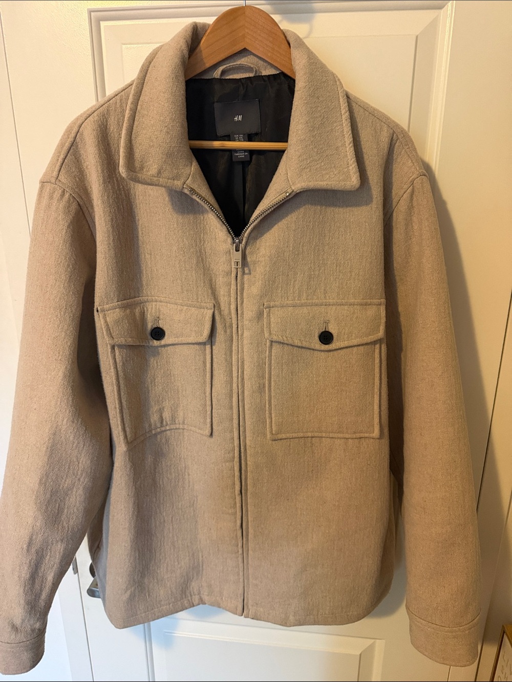 H&M Men's Light Beige Zip-Front Shirt Jacket